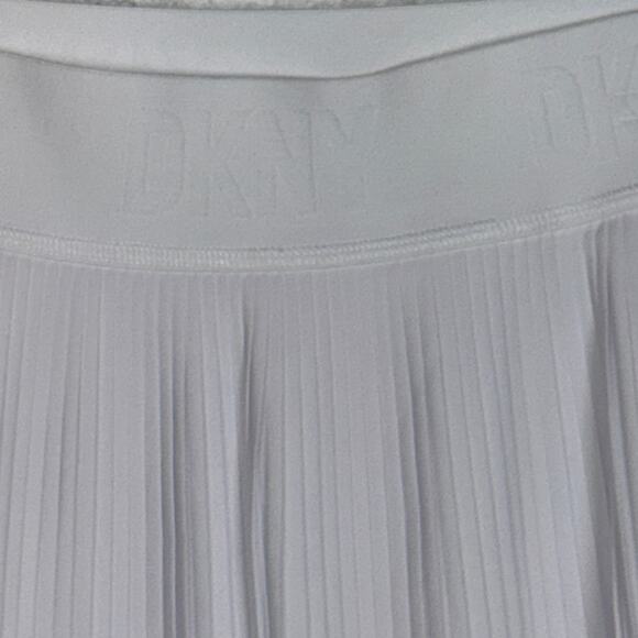 Dkny Sport Women's Performance Pleated Tennis Skirt - White large - Picture 3 of 8